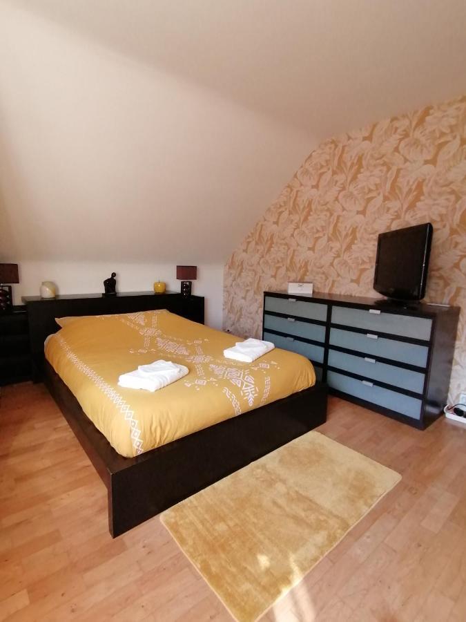 Le Clos Du Montys Louveigné Zewnętrze zdjęcie